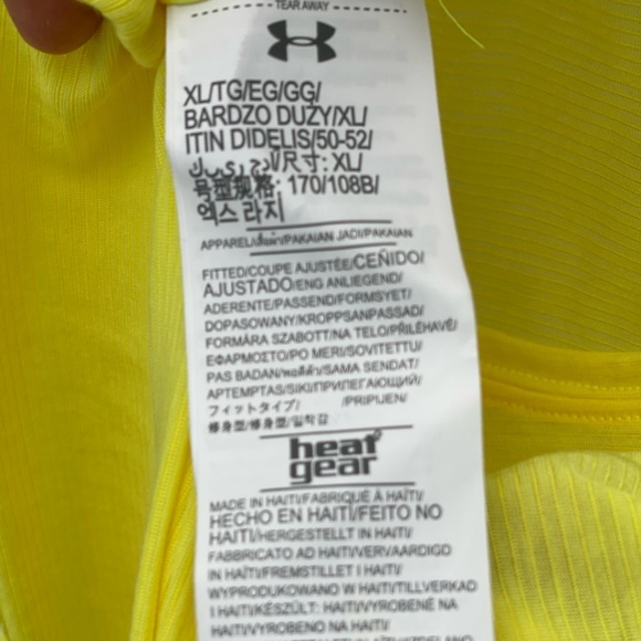 NWT UNDER ARMOUR YELLOW SHIRT size XL - Picture 5 of 7